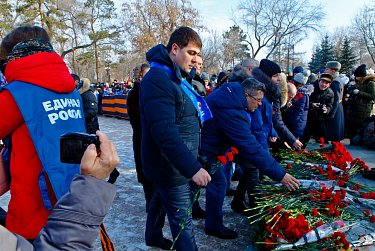 В Оренбурге почтили память героев Сталинграда
