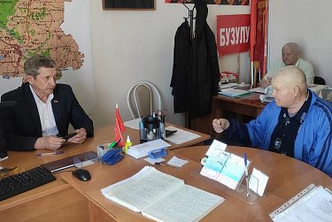 Обращения взяты на контроль 