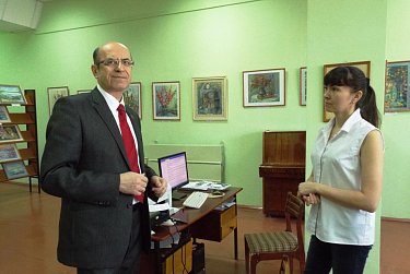 Рабочий день депутата Сергея Романенко