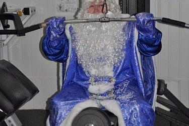 Гири в новогоднем мешке