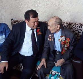 Ермек Алкулов в гостях у ветеранов