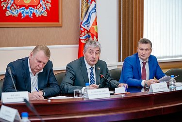 Сергей Грачев: «Необходимо с одной стороны не потерять местный малый бизнес, а с другой – обеспечить людей всем необходимым»