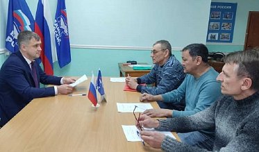С актуальными вопросами – к парламентарию