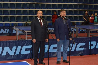 На чемпионате области по настольному теннису