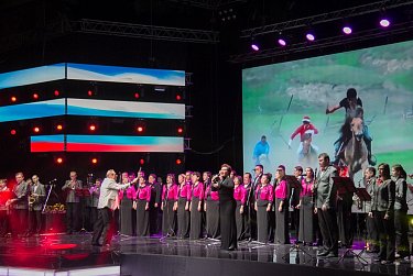 Вручены премии «Человек года» и «Женщина года»