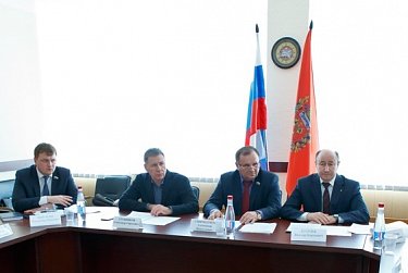 Омбудсмены выступят с ежегодными докладами 