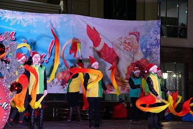 Встречи у новогодней елки