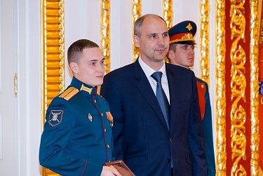 Губернатор вручил госнаграды