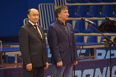 На чемпионате области по настольному теннису