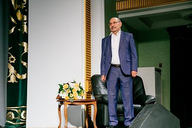 Большой концерт для юбиляра