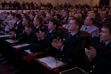 Щит народа и меч правосудия