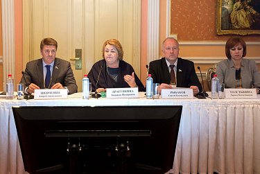 Андрей Шевченко стал участником конференции «Культурное пространство народов России и Донбасса» 