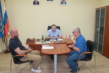 Проведены депутатские приемы