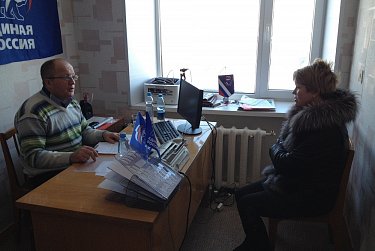 В Акбулаке прием провел Анатолий Лукьянов