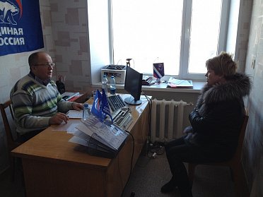 В Акбулаке прием провел Анатолий Лукьянов