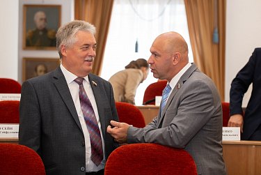 Вопросы парламентской сессии