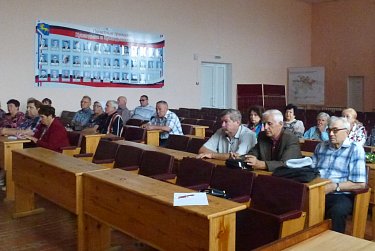 Светлана Иванова встретилась с кувандыкскими ветеранами 