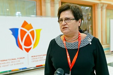 Ольга Хромушина: «Важно, чтобы институты гражданского общества активно участвовали в решении социальных вопросов»