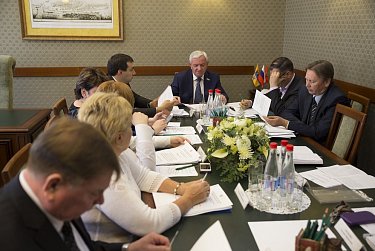 На заседании бюджетного комитета