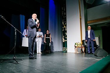 Большой концерт для юбиляра