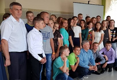 Владимир Шевченко побывал в подшефном детском доме