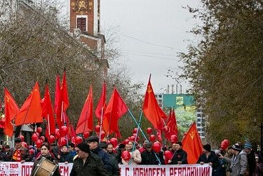 100-летию Октябрьской революции посвящается