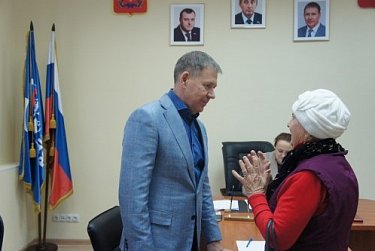 Александр Трубников вопросы заявителей взял под свой контроль 