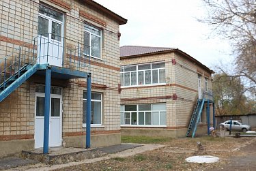 Депутатские средства пошли на ремонт школы и детского сада
