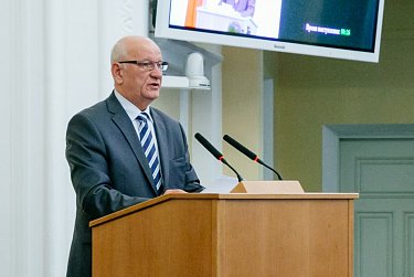 На заседании Законодательного Собрания