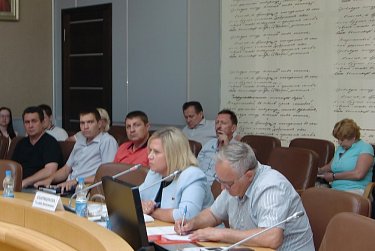 Для руководителей жилищных компаний провели семинар на тему обращения с ТКО 