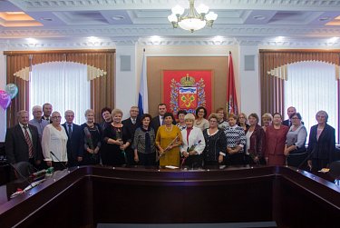 Низкий вам поклон, ветераны!