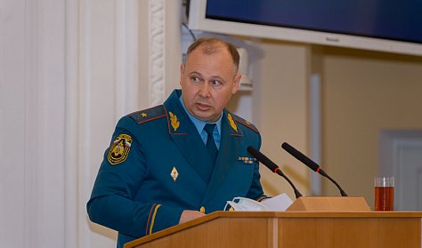 У депутатов остались вопросы к начальнику управления МЧС