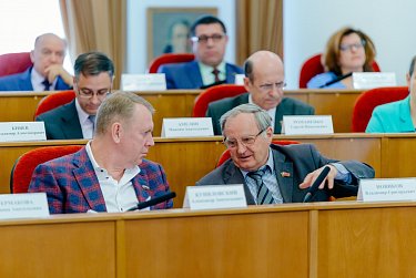 Парламент региона провел очередное заседание