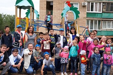 Оксана Набатчикова и Татьяна Иванова встретились с жителями Промышленного района