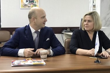 Депутаты на бизнес-завтраке