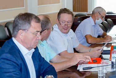 На заседании комитета по аграрно-промышленному комплексу 