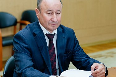 Профильные комитеты: подготовка к очередному заседанию