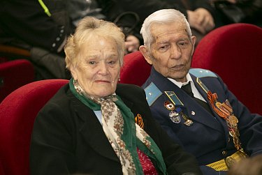 Жителям 14-го округа подарили праздничный концерт