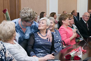 Депутаты поздравили представителей старшего поколения
