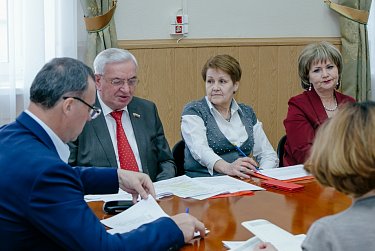 Олег Димов: «К апрельскому заседанию Законодательного Собрания депутаты готовы»