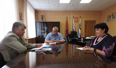 Александр Жарков работал в Красногвардейском районе
