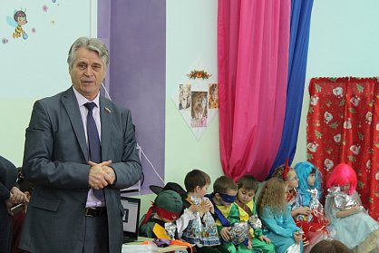 Александр Жарков встретился с жителями Красногвардейского района