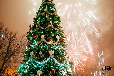 Открытие главного символа Нового года