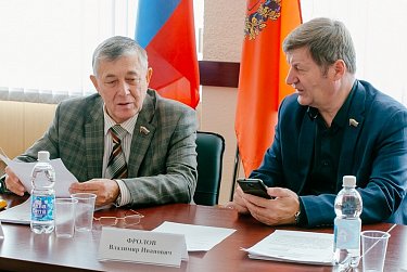 О проекте бюджета – на заседании комитета ЗС