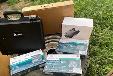 Каждый стремится внести свою лепту и передать частицу тепла