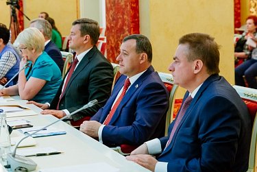 Олег Димов: «Институт сельских старост нуждается в законодательном регулировании»