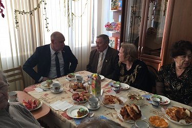 Аркадий Швецов встретился с ветеранами