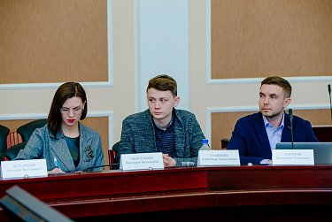 Состоялось заседание Молодежного парламента региона