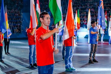 «Все флаги будут в гости к нам!»