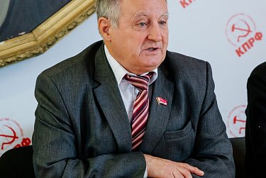 Владимир Новиков: «Надо давать дорогу молодым» 